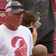Brett Favre conspicuously ignored the NFL’s mask policy in Tampa.